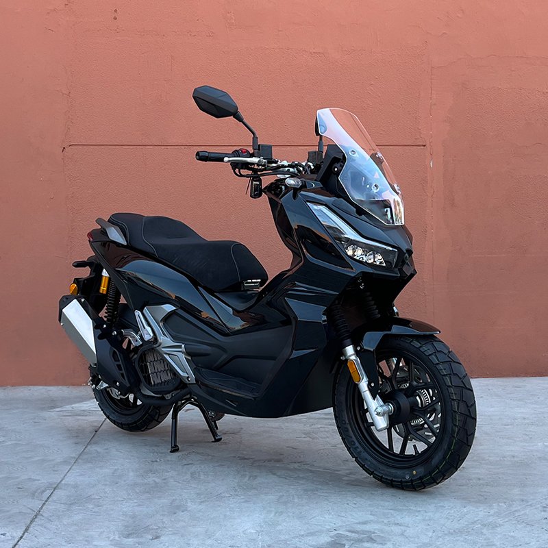 New Designed ADV 200CC with Water Cooled Engine EFI System ABS System Max Speed 120KM/h Powerful Gasoline Motorcycle on Road