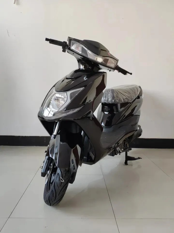 2024 Lower Price Electric Bike Motorcycles 72V Battery 2000W Brushless Adult Electric Motorbike for Sale