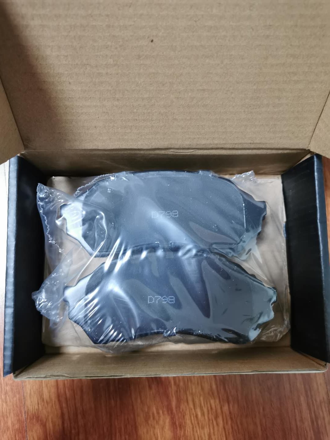 Wholesale China Car Spare Parts Auto Brake Pads on Sale Oem Low Price Rear and Front Brake Pads