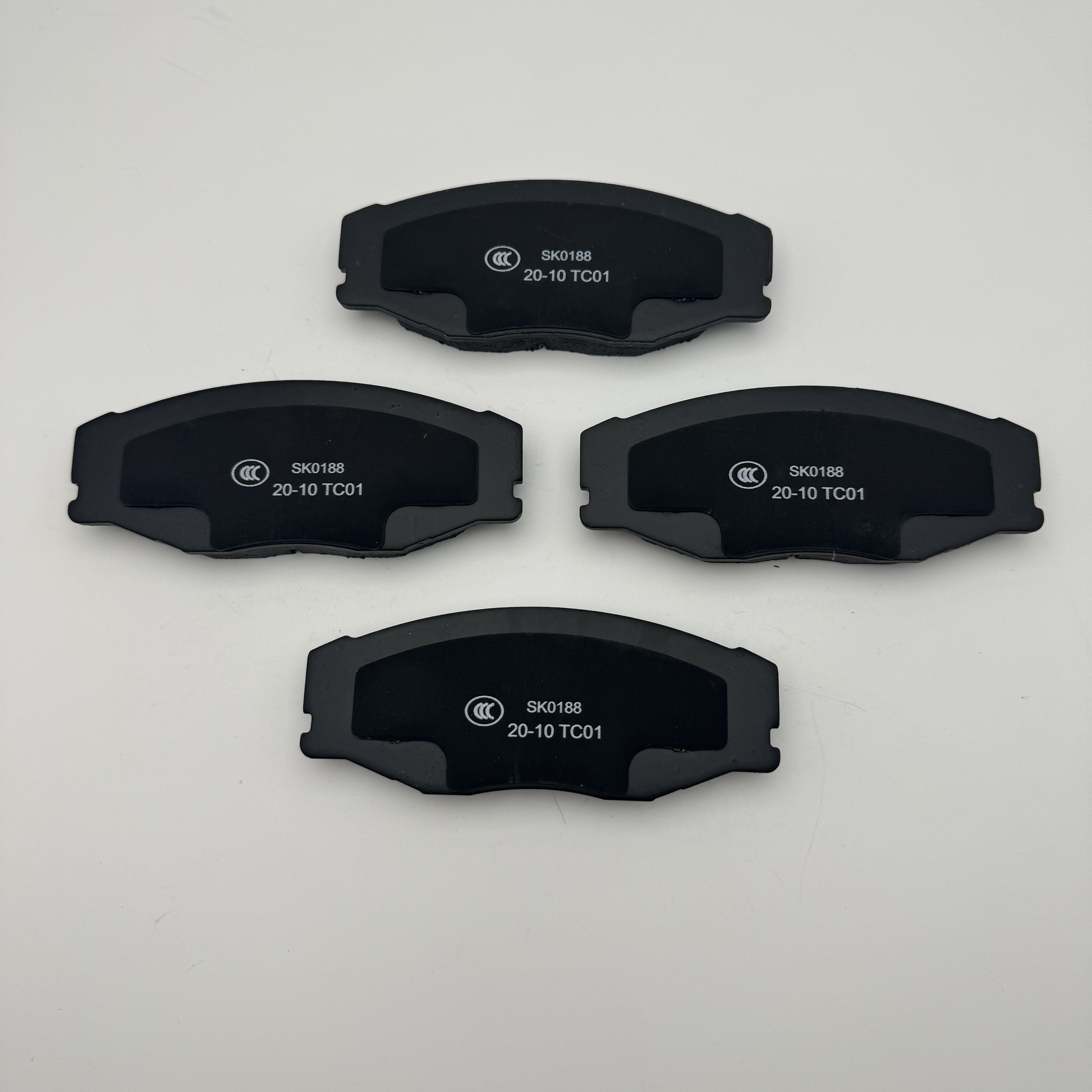 Brake Pad Factory Wholesale VKZ and Custom Brake Pads Semi-metallic Ceramic Brake Pads KD2761 AN261K KD2534 D604 D686 D2153