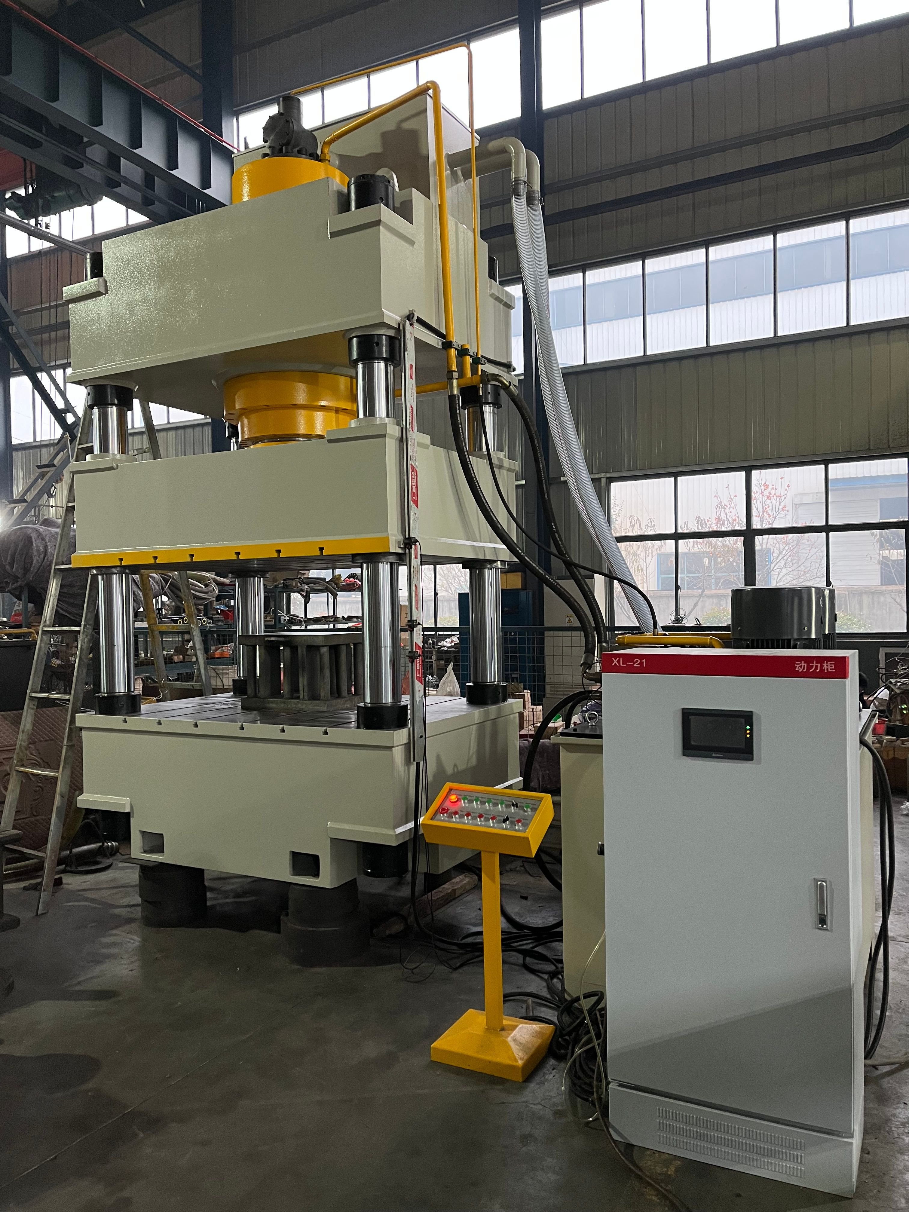 315T Four Column Brake Pad Making Hydraulic Press Machine Heat 4 Columns Hydraulic Press Customized Automatic CNC