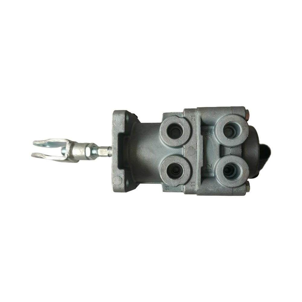 Genuine Quality Truck Parts FAW Qingdao Huwei 3514010-4P1-C00 Brake Master Cylinder