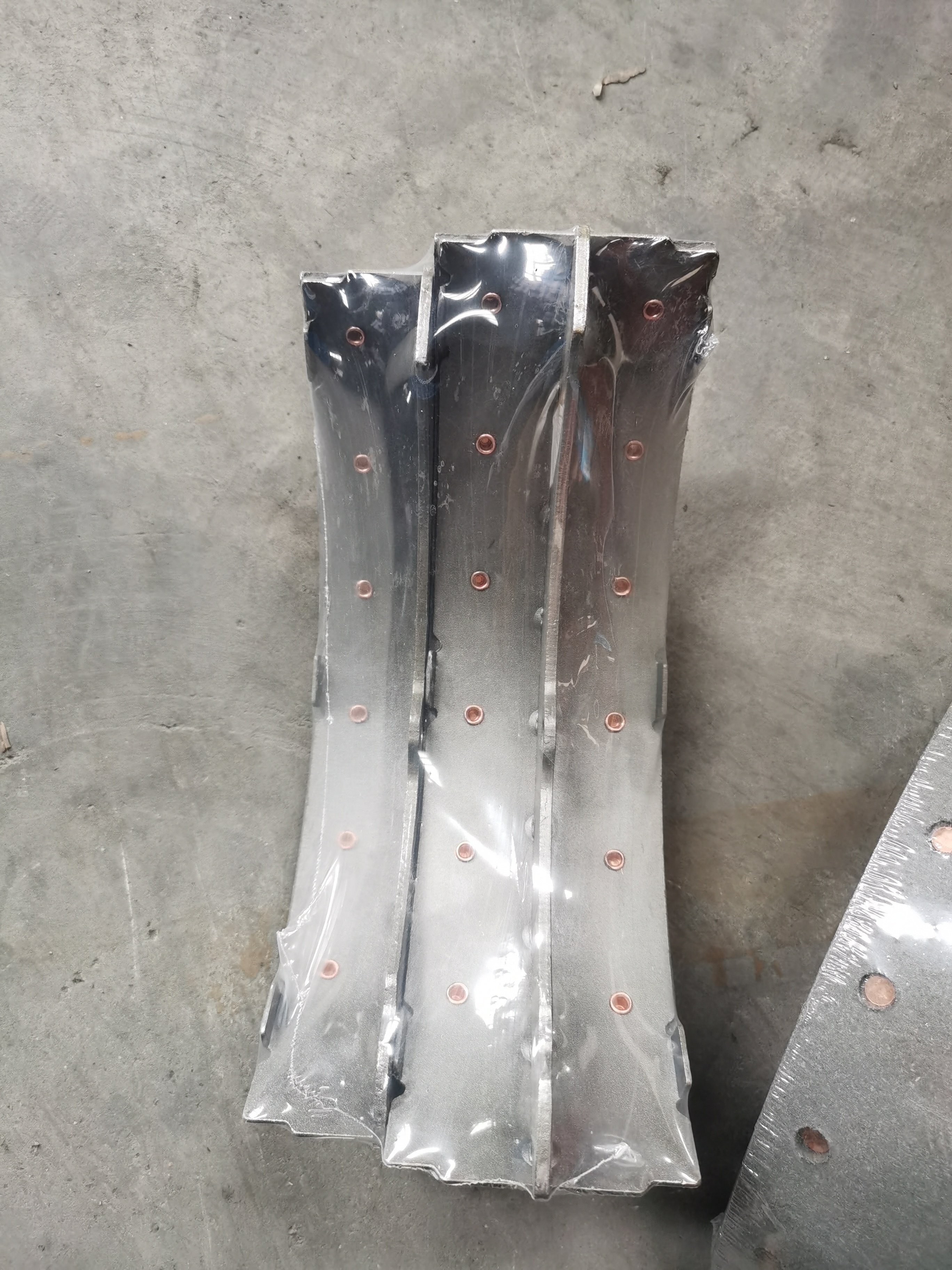 JAPANESE Heavy Duty Truck BRAKE SHOE 04494-36300 for the Coaster Model