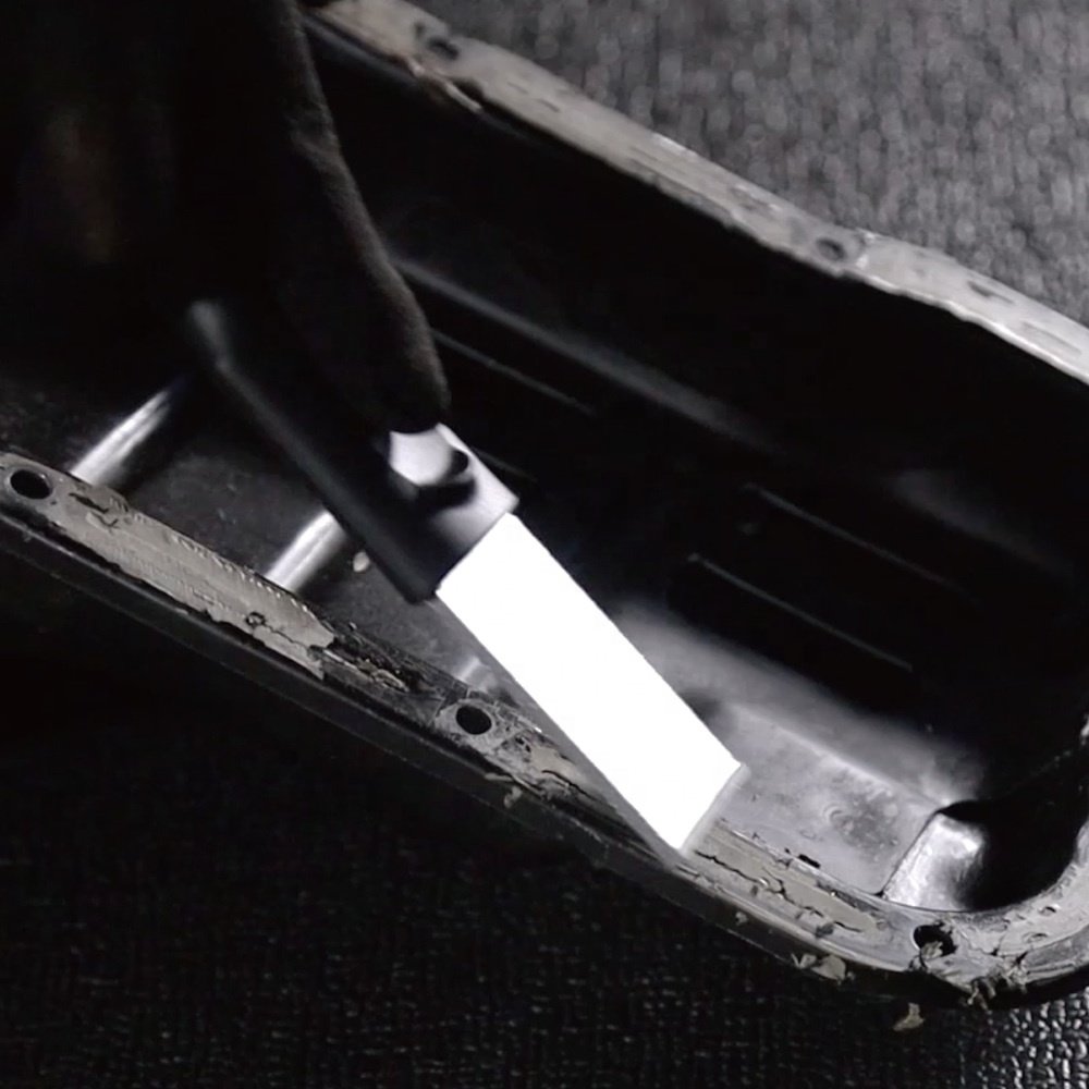 Carbide Scraper Tool for Clean Disc Brake Caliper Slides