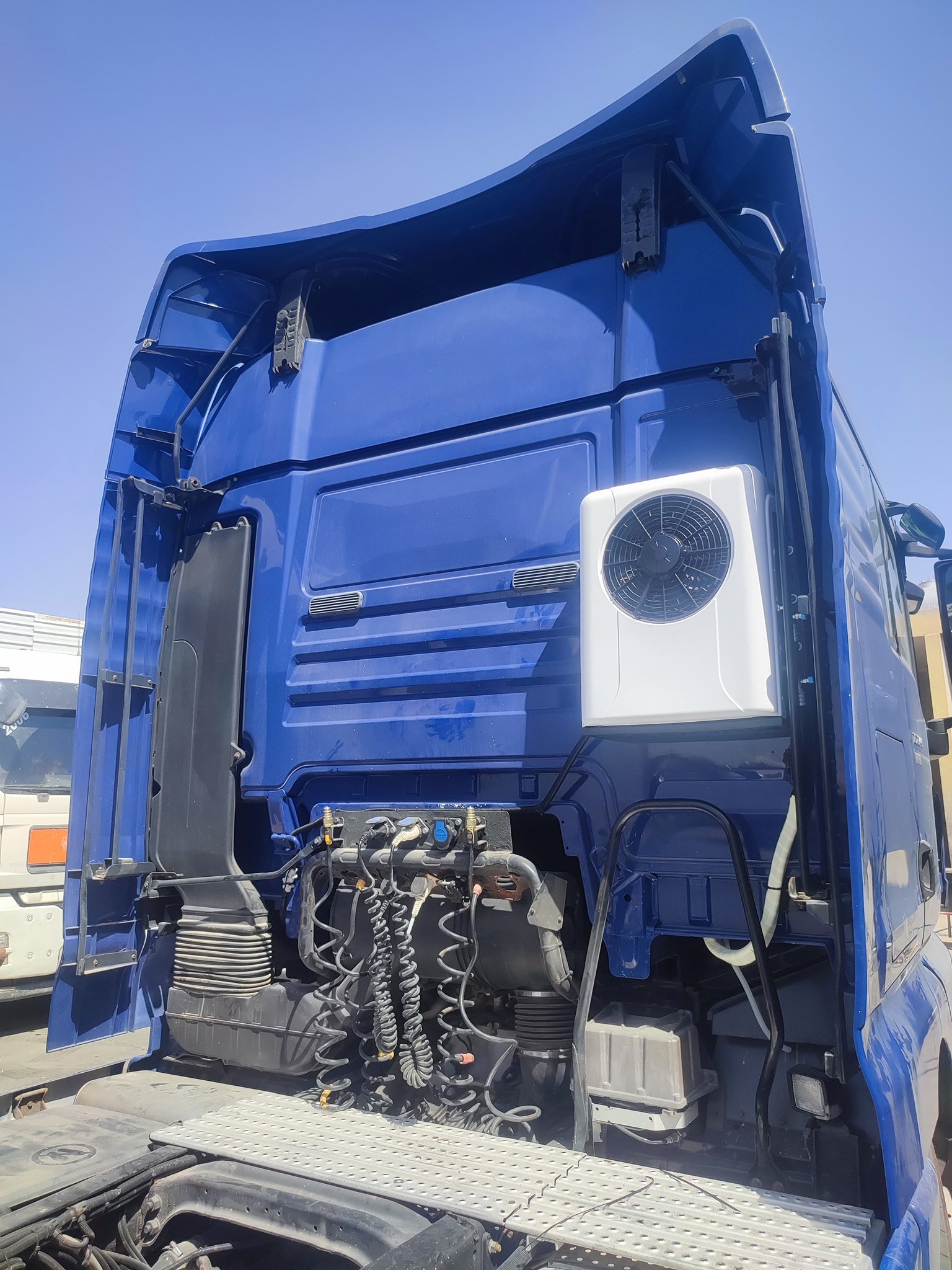 Solar Van RV Car Bus Auto Cab Cabin Electric Car Air Conditioning System Parking Cooler Split Truck Air Conditioner