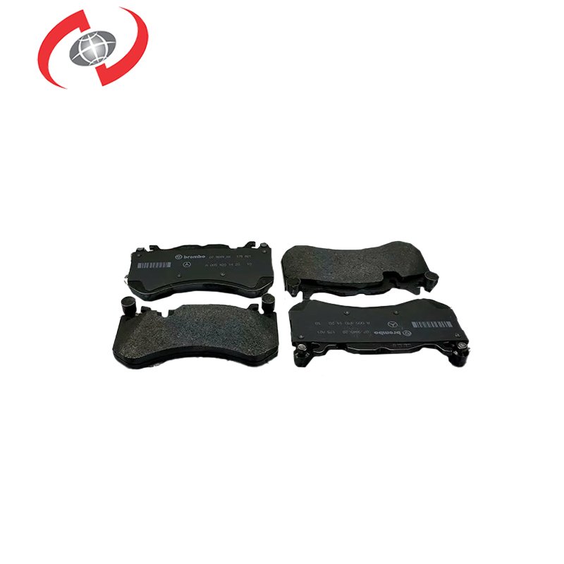 High Density Car Accessories Front Brake Pad Ceramic Semi-metal Silent Brake Pads for MERCEDES-BENZ A0074205920