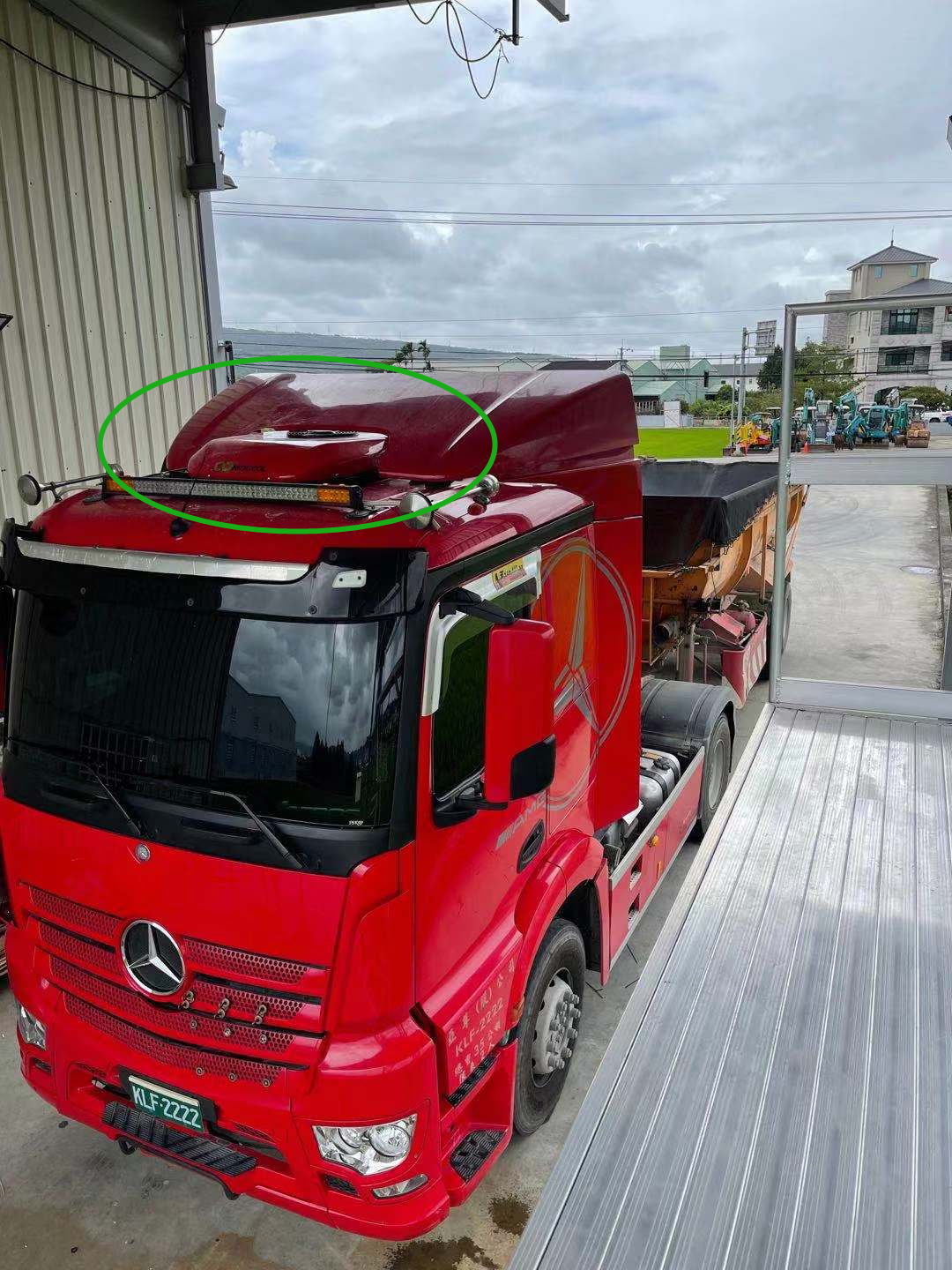 Hot Selling New Portable Car Electric Roof Top Truck Air Conditioner 12V 24V Parking Cooler Battery Power Air Conditioner