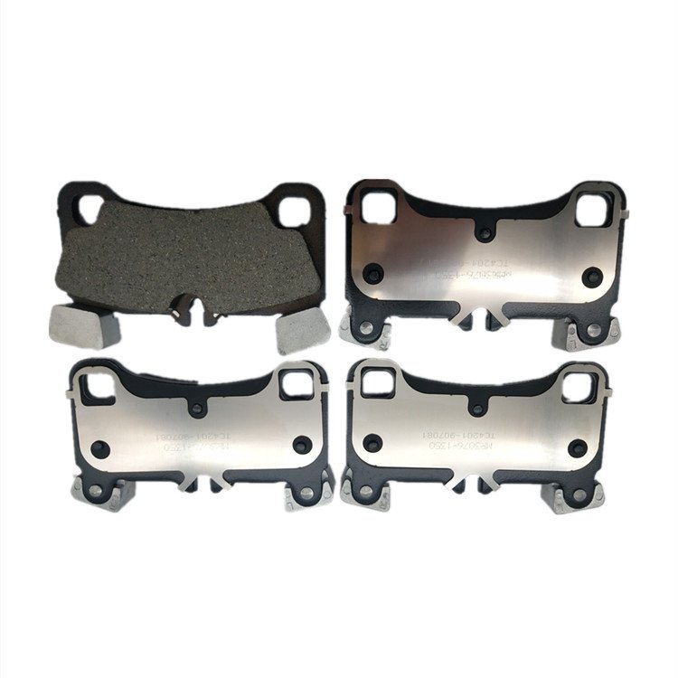 D1350 7L0698451E Luxury Cars Brake Parts Ceramic Rear Brake Pad for Audi Q7 Cayenne TOUAREG