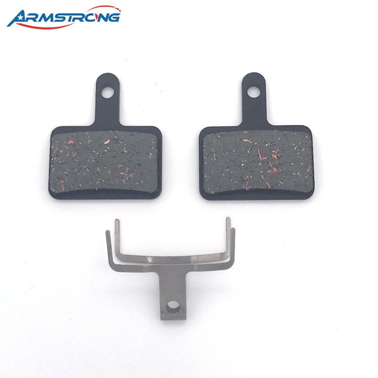 Bicycle Brake Pad MTB Brake Parts Cycling Durable Silent Semi Metallic Bicycle Disc Brake Pads