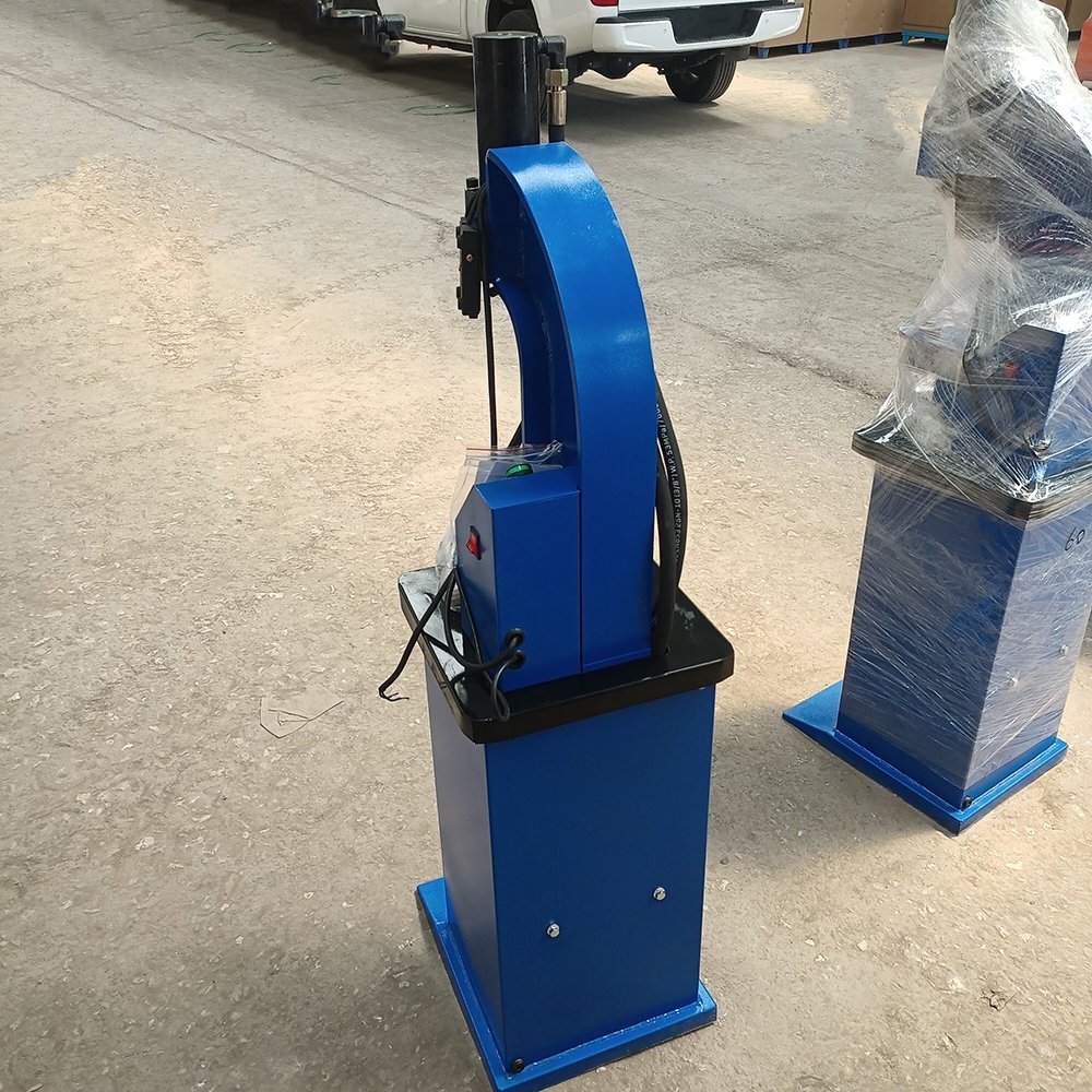 Aluminum Iron Rivet Automatic Hydraulic Electric Compressed Air Brake Riveter Brake Lining Rivet Machine