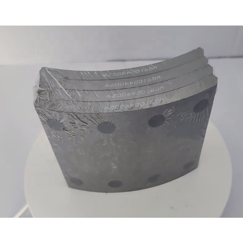 Hot Sale High Quality Sinotruk HOWO Truck Chassis Spare Parts 8 Holes Brake Lining Block Disc Brake Pads WG9100440029