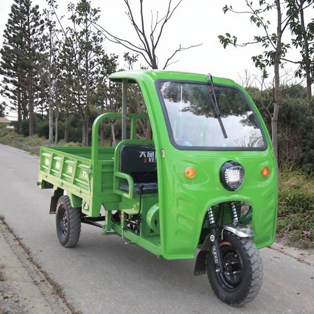 200cc Sit-Type Semi-Covered Fuel Three-Wheeled Cargo Vehicle Three Wheel Cargo Motorcycle Electric Cargo Tricycle with Roof