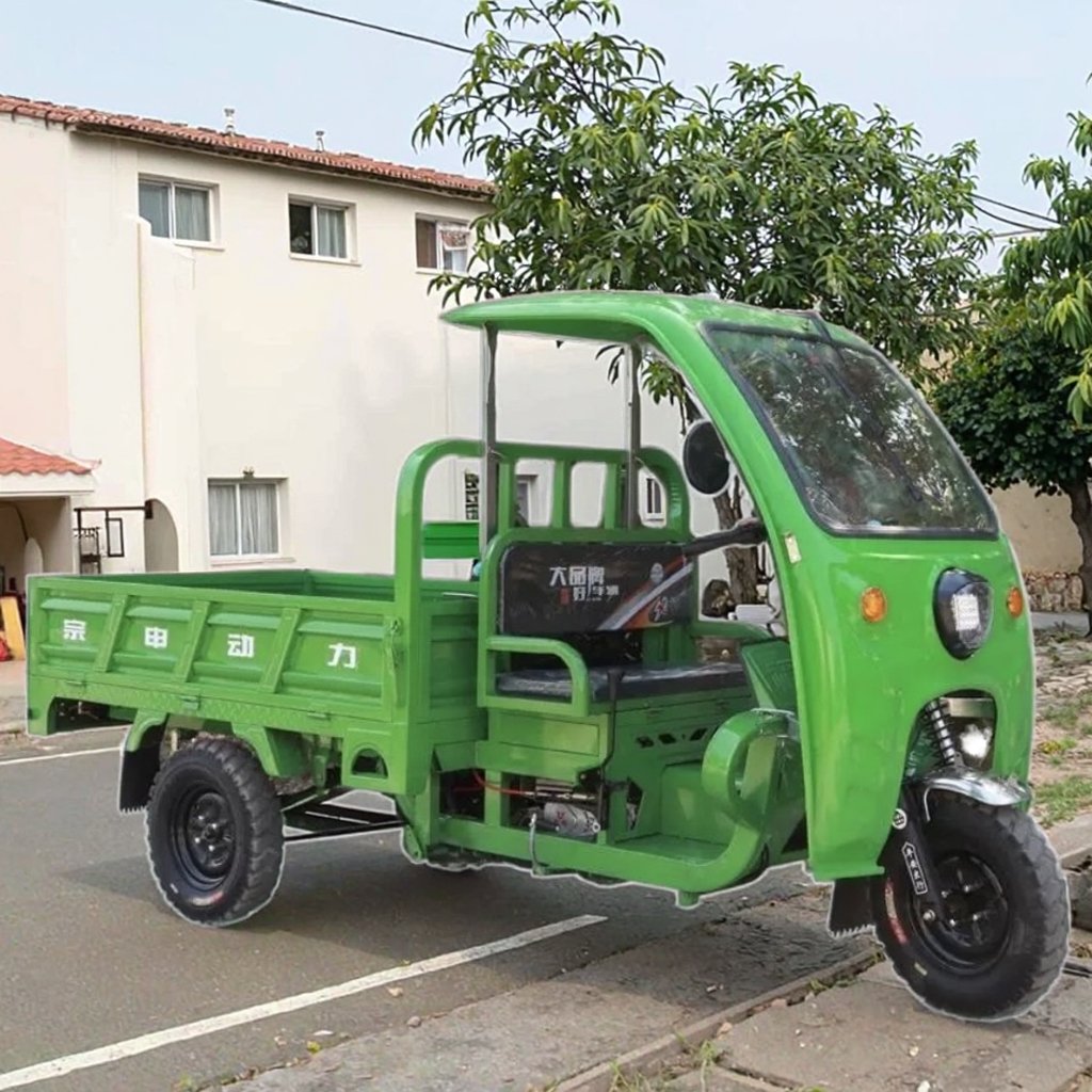 200cc Sit-Type Semi-Covered Fuel Three-Wheeled Cargo Vehicle Three Wheel Cargo Motorcycle Electric Cargo Tricycle with Roof