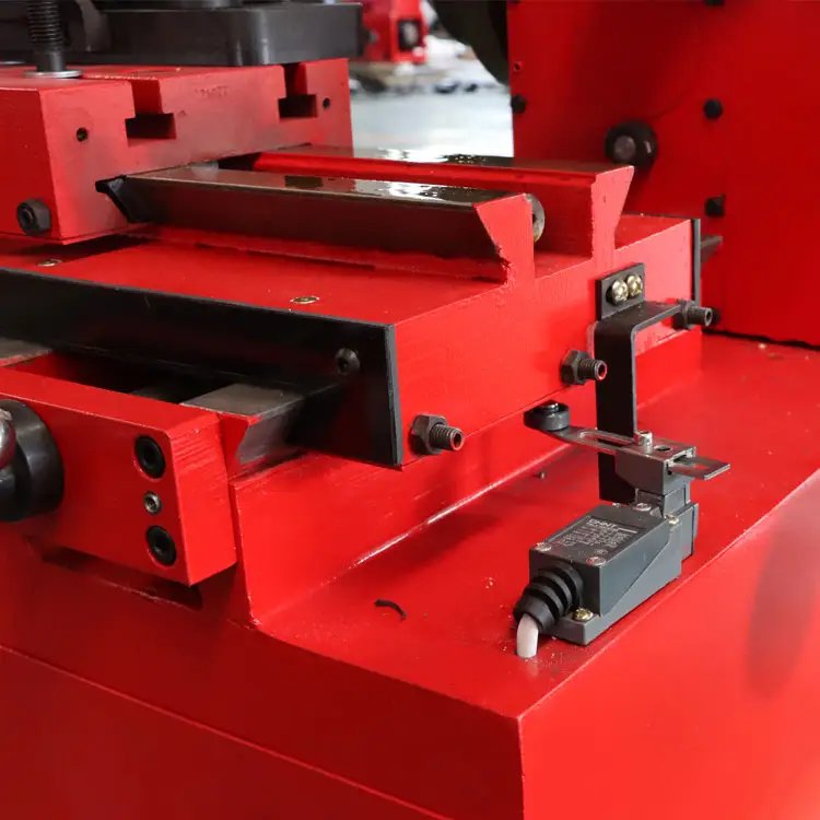 C9335A Brake Disc Drum Lathe Automobile Brake Drum Lathe for Car Brake Disc Lathe Machine
