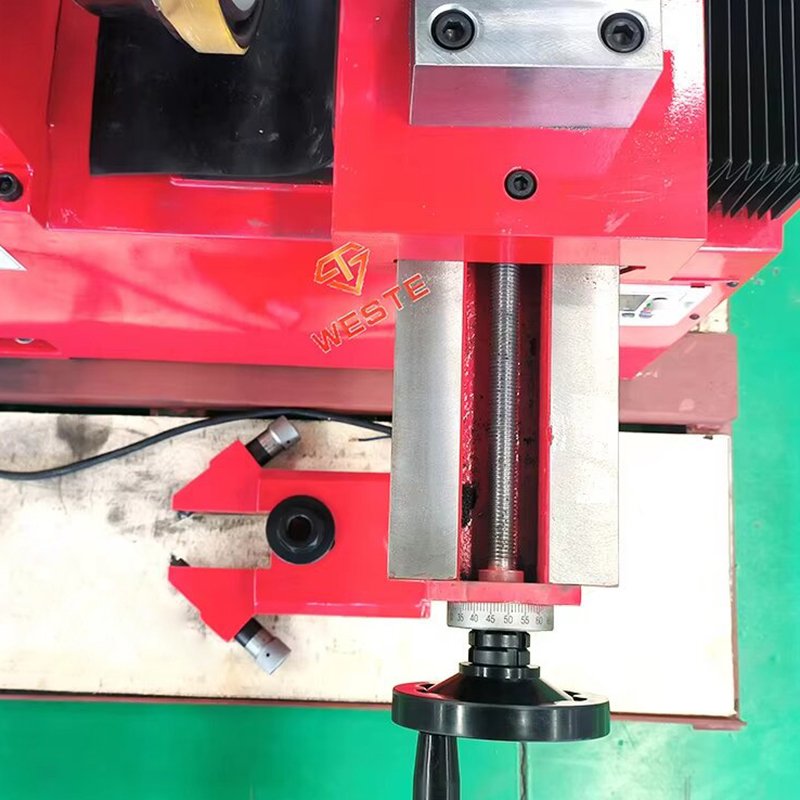 Brake Lathe Machine Car Brake Disc C9335 C9340 Brake Disc Polishing Machine