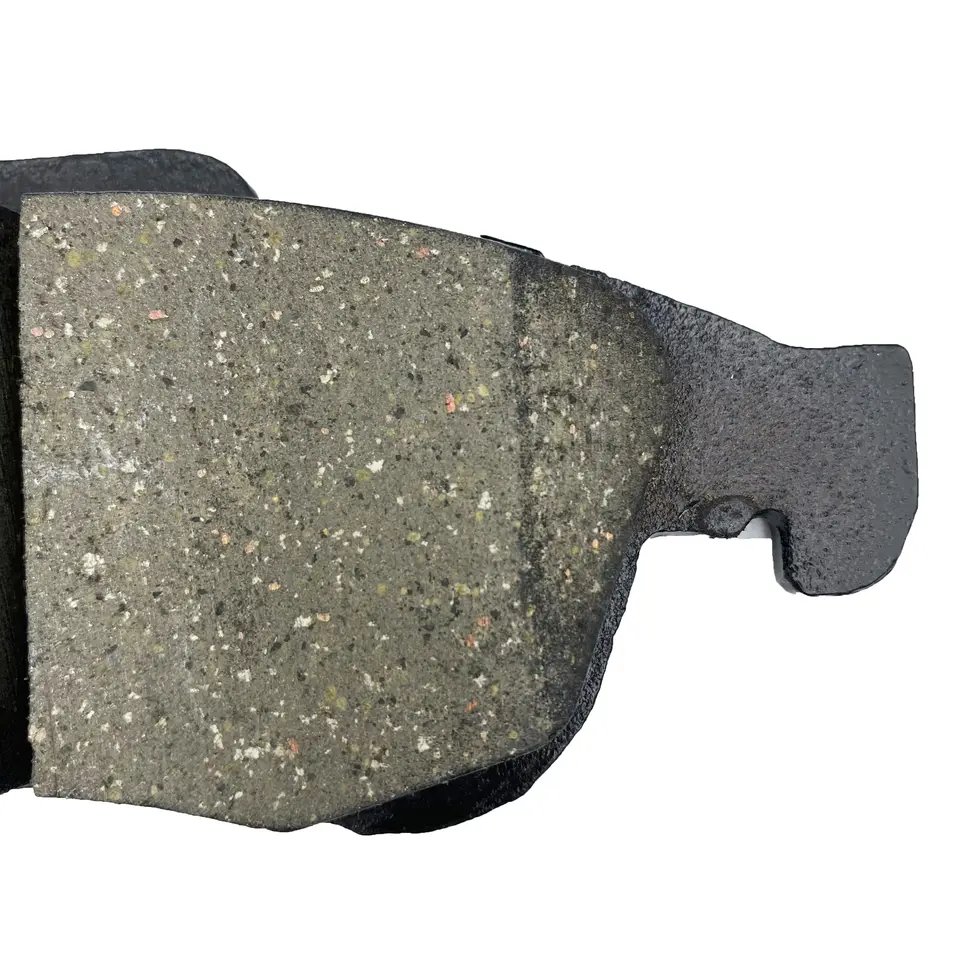 DSS Auto Car Disc Brake Parts Factory No Noise Front Carbon Ceramic Brake Pads D1717 for PEUGEOT CITROEN Car