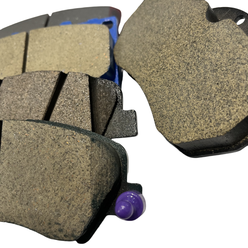 WHOLESALE AUTOMOTIVE BRAKE SYSTEM ACCESSORIES AUTOMOTIVE CERAMIC SEMI-METAL CARBON FIBER DISC BRAKE PADS