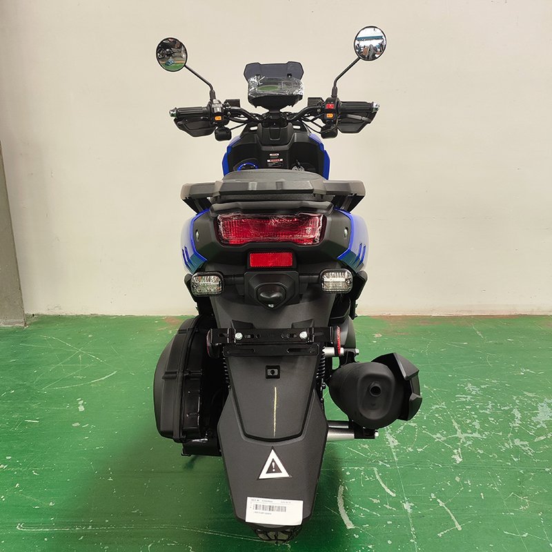 EPA DOT Certified 150CC-200CC Gas Scooters for Adults Front & Rear Disc Brake Automatic Transmission on Sale