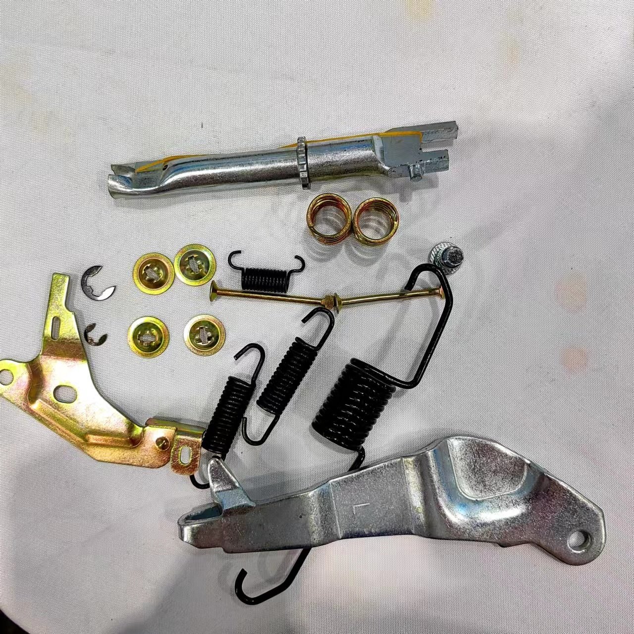 Manufacturer of Jinbei Halion Rear Brake Adjustment Spring Repair Kit