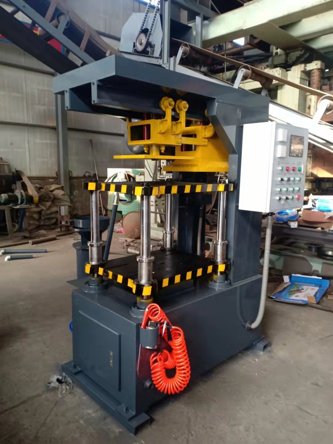 ZH600/750 Core Shooter Brake Disc Shooting Machine