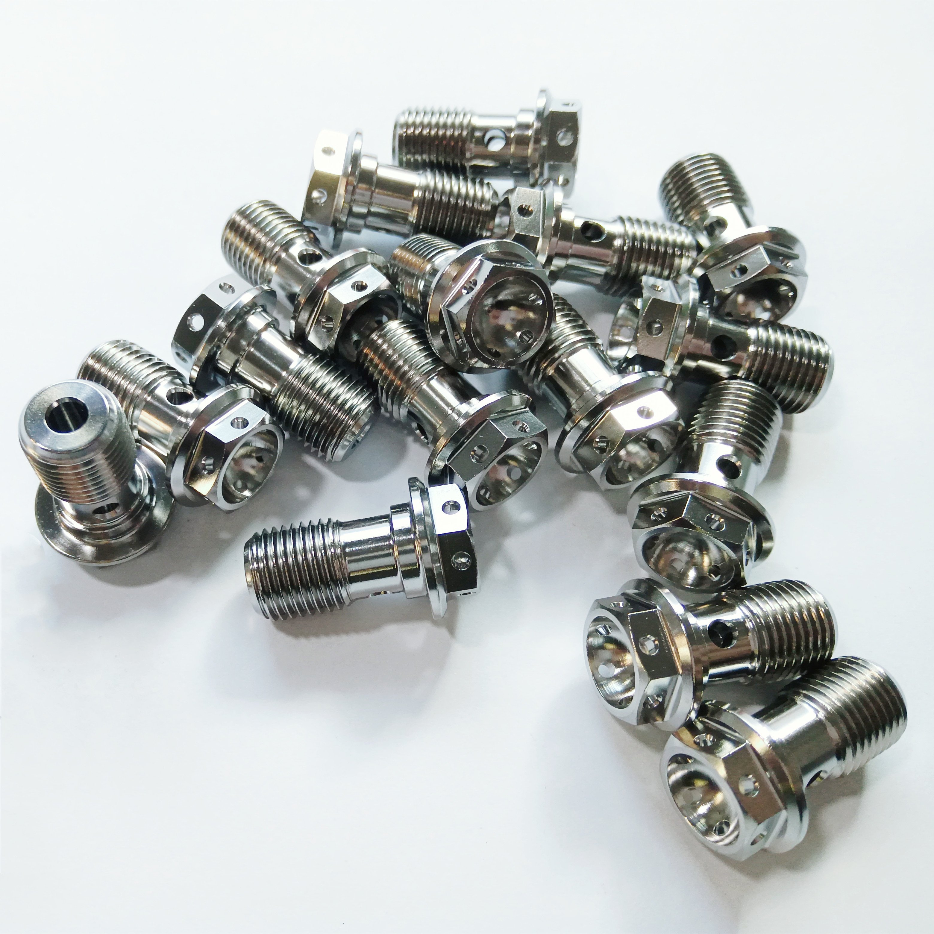 Garde5 Titanium Banjo Bolts M10x1.0 Brake Fitting Adapter M10 Metric Thread Single Banjo Bolt Universal M10 X 1 mm