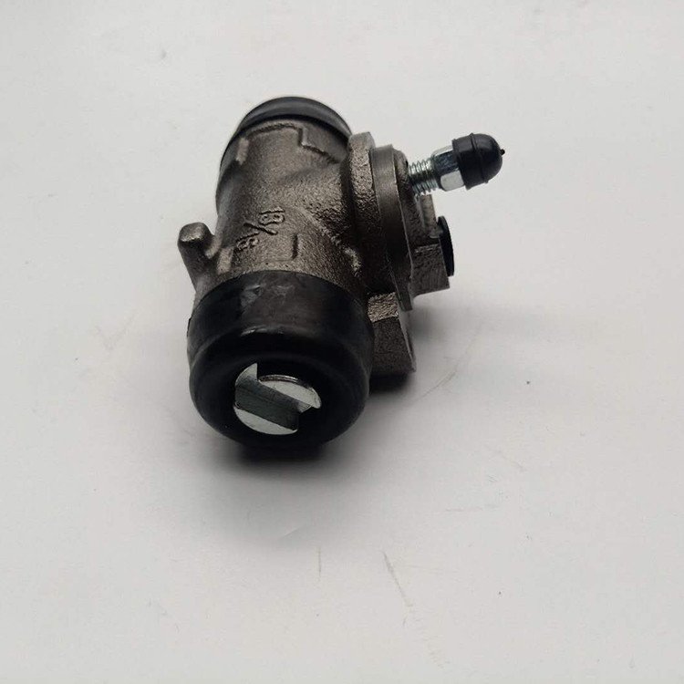 UC2R-26-610 Auto Parts Rear Brake Slave Wheel Cylinder for Ford Ranger Mazda