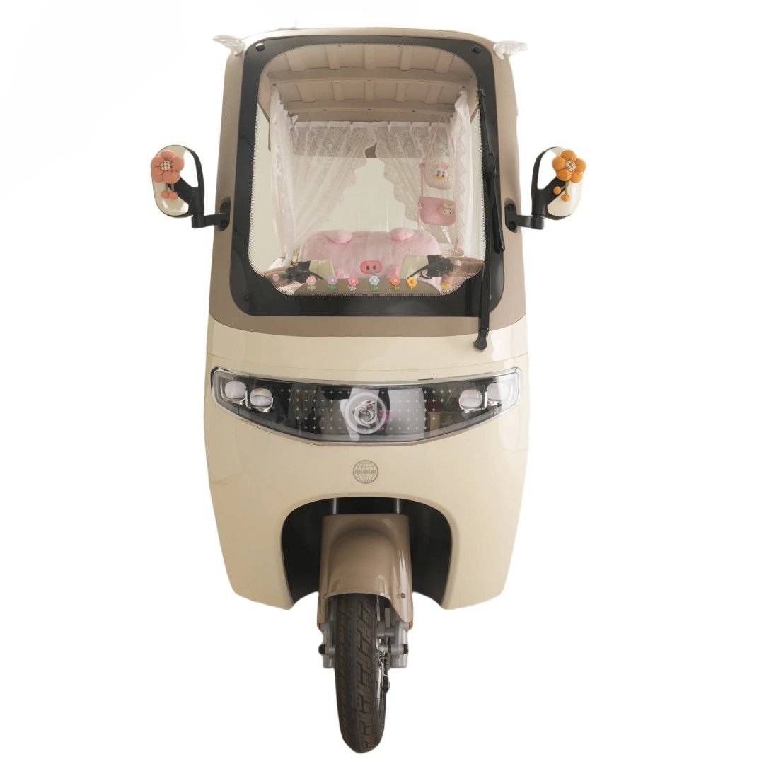 China 2024 Fashionable Electric Scooter Tricycle Low-Speed Seat Belt Passenger Seat and Canopy Motorcycle