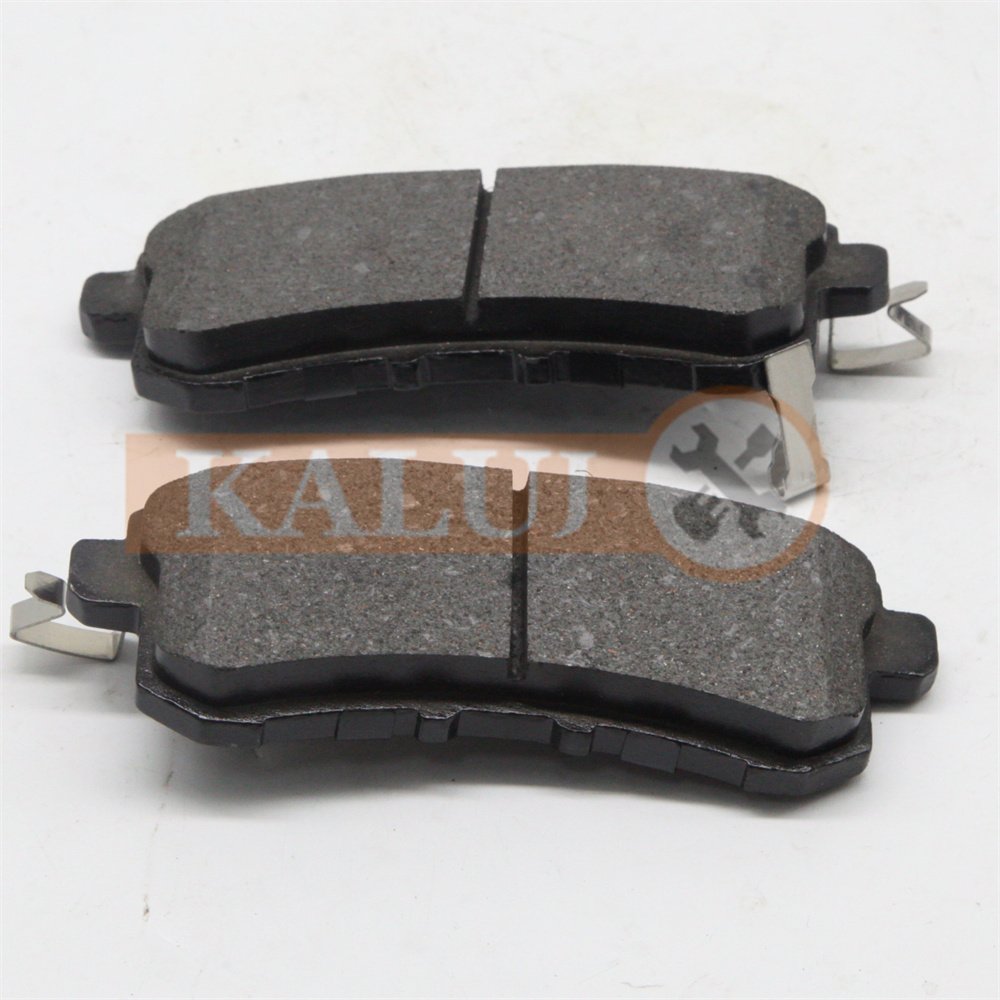Kaluj Front Brake Pad D1510 D4060-1LB0A D4060-1LB8E D4060-6JL0A for Infiniti QX56 2011-2013 QX80 2014- Nissan Patrol 2010-
