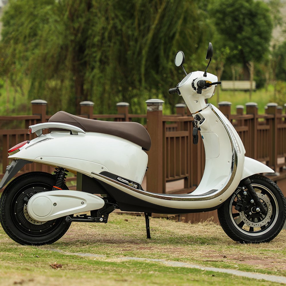 2-wheel Electric Moped Motorcycle Motorized Electric Bike with Pedals and Drum Brake for Commuting LED 500W Eec 3 Wheels 12 Tube