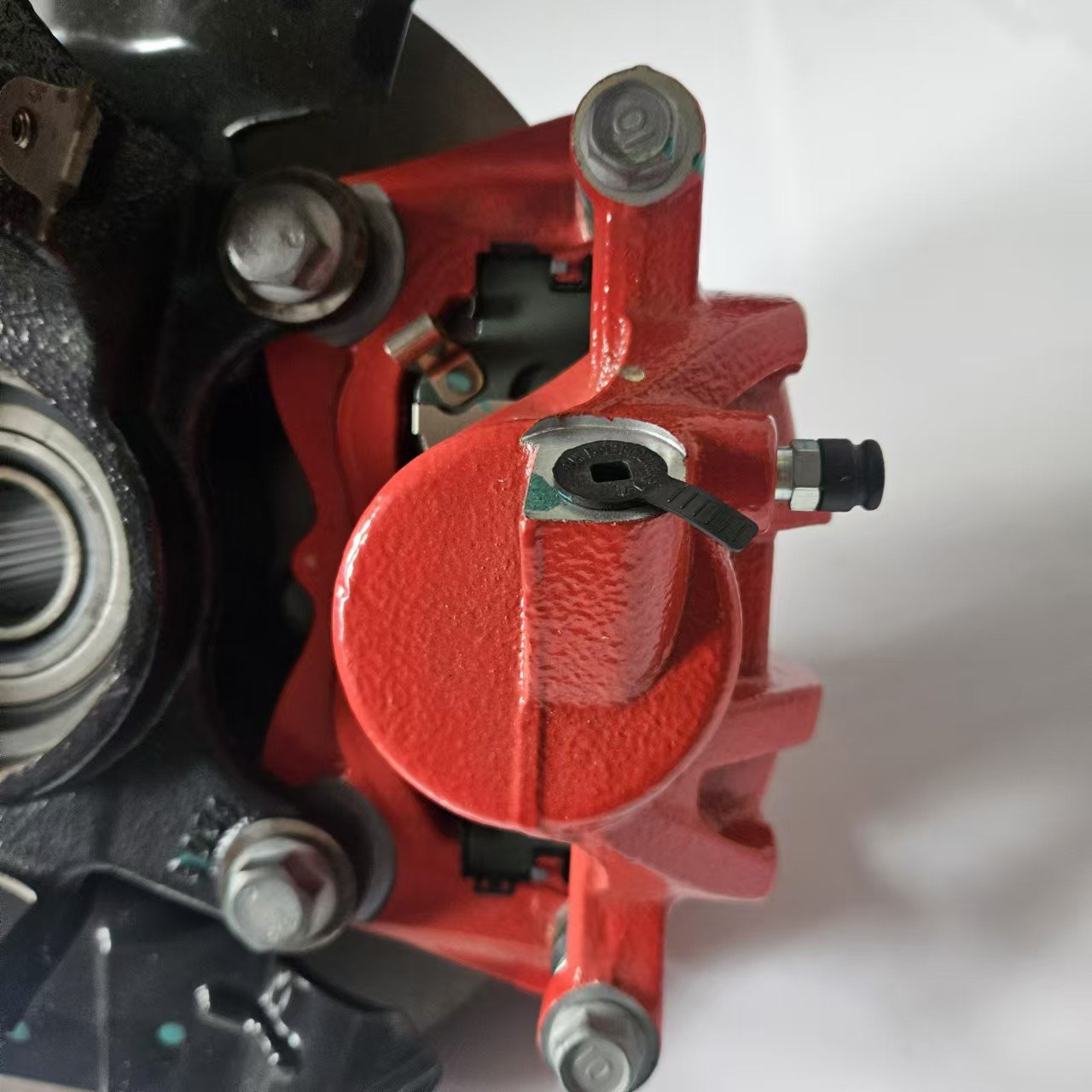 Genuine Emgrand SS11 Left Front Disc Brake With Steering Knuckle Assembly New Condition 8891525399