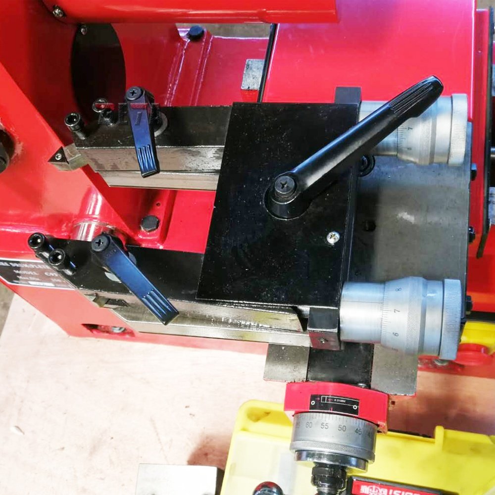 C9335A Brake Drum and Brake Disc Cutting Lathe