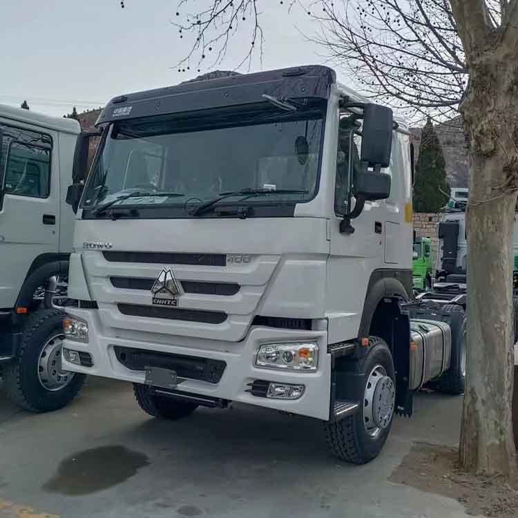 High Quality Cheap Price 6*4 Truck Trailers 400L Tractor Truck Trailer Head Truck Tractor Sale