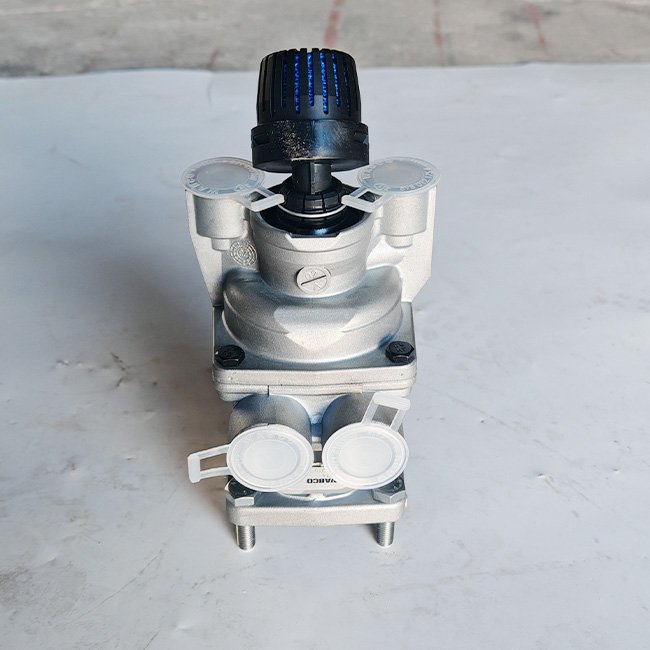 The Original WABCO 4613152660 Van Brake Master Cylinder Foot Brake Valve Jinlong Jinlv Yutongs an Kai