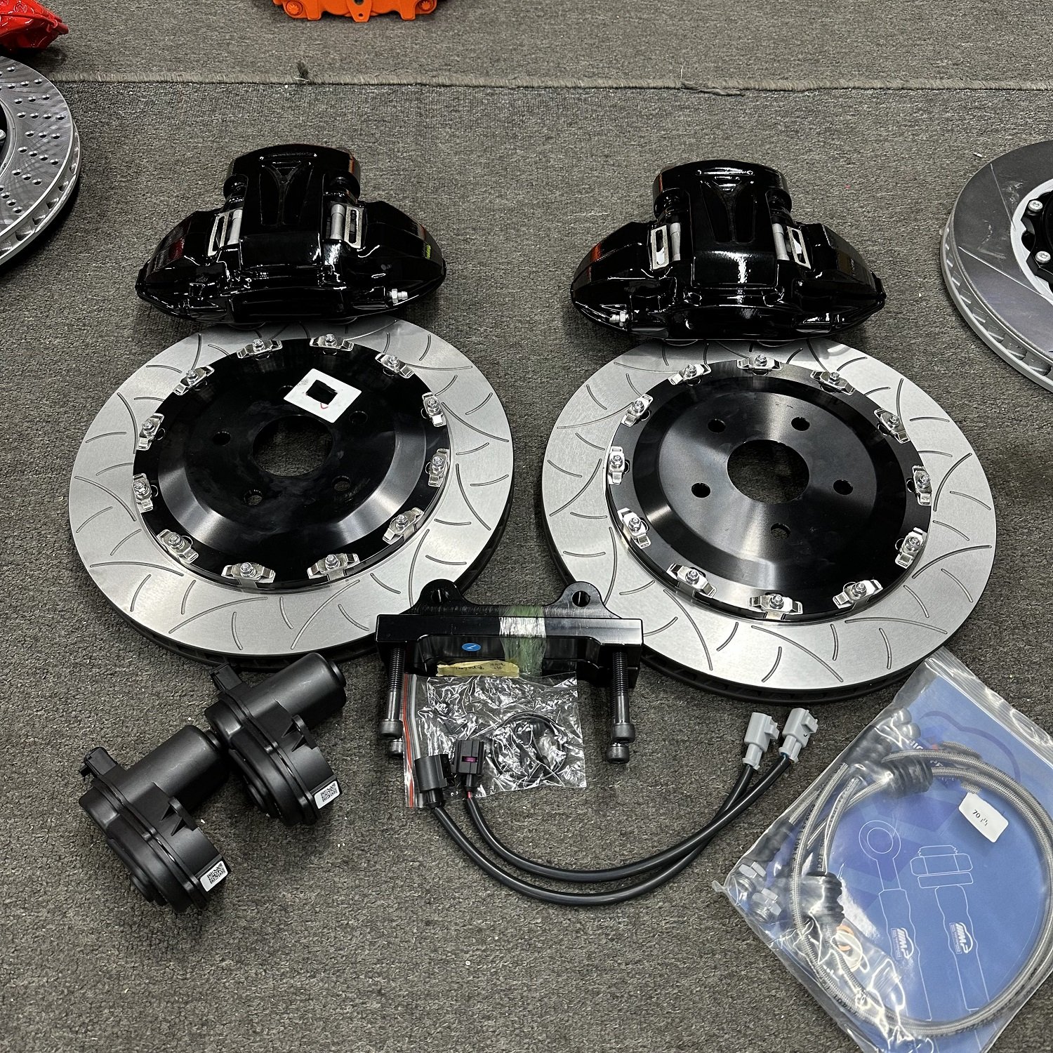Racing Big Brake Kit Brake Caliper for toyota Innova corolla Nze121 2nzfe Hilux Landcruiser camry Starlet Ep82