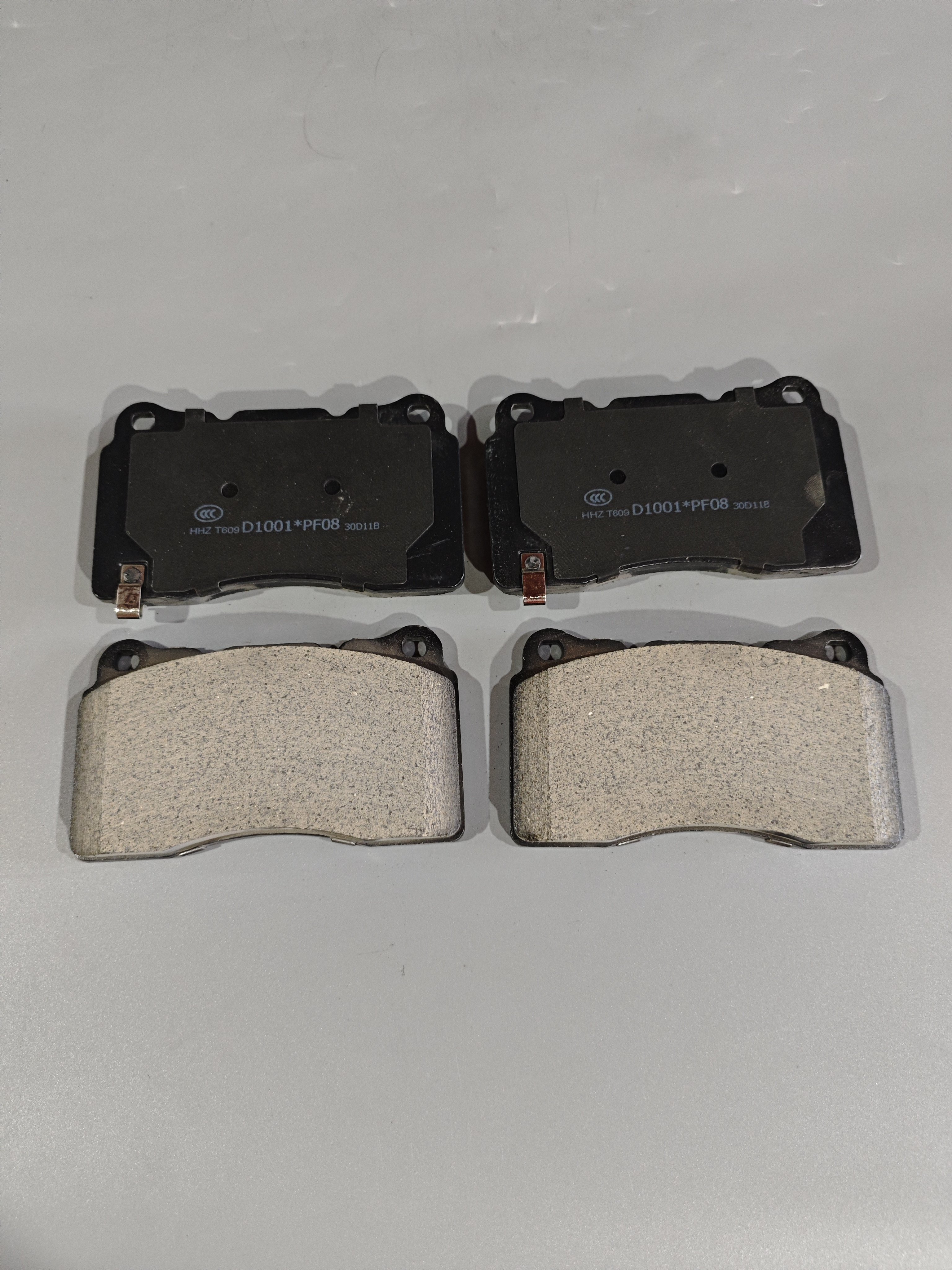 High Quality D1001-7902 Recommend Wear-resistant Black Brake Pads for Car