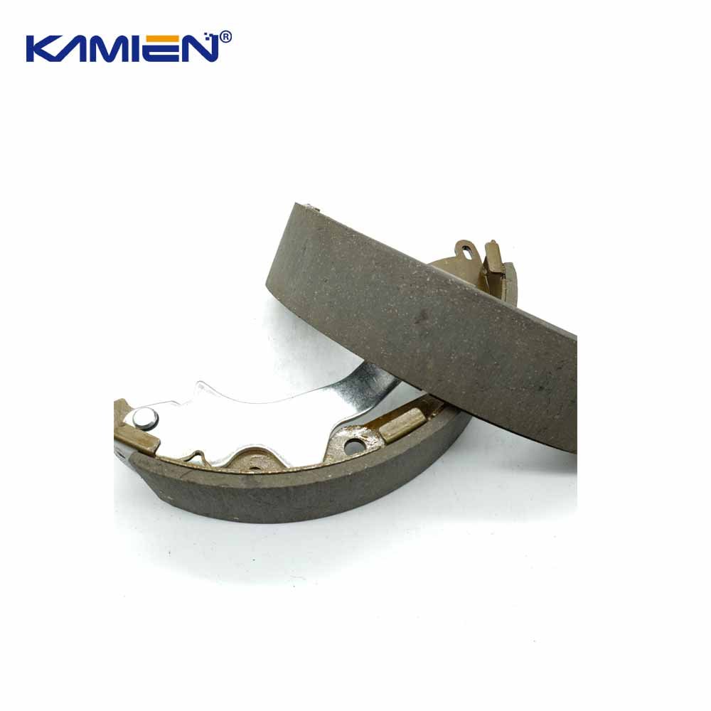 China New Products Factory Direct Sale Auto Brake Parts with Good Price High Quality Car Brake Shoes for toyota