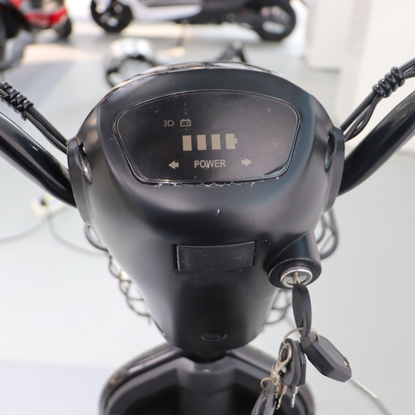 Hot Sale Electric City Bike Cost-effective Long Range Disc Brake& Drum Brake Electric Scooter Electric Motorcycle
