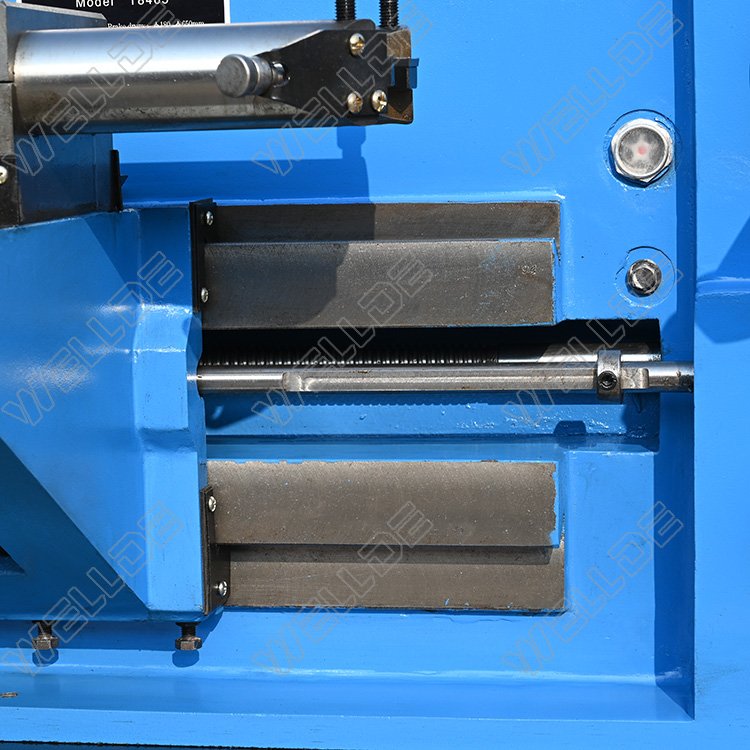 China Factory Direct Sale on Car Brake Disc and Drum Lathe Machine T8465 T8470