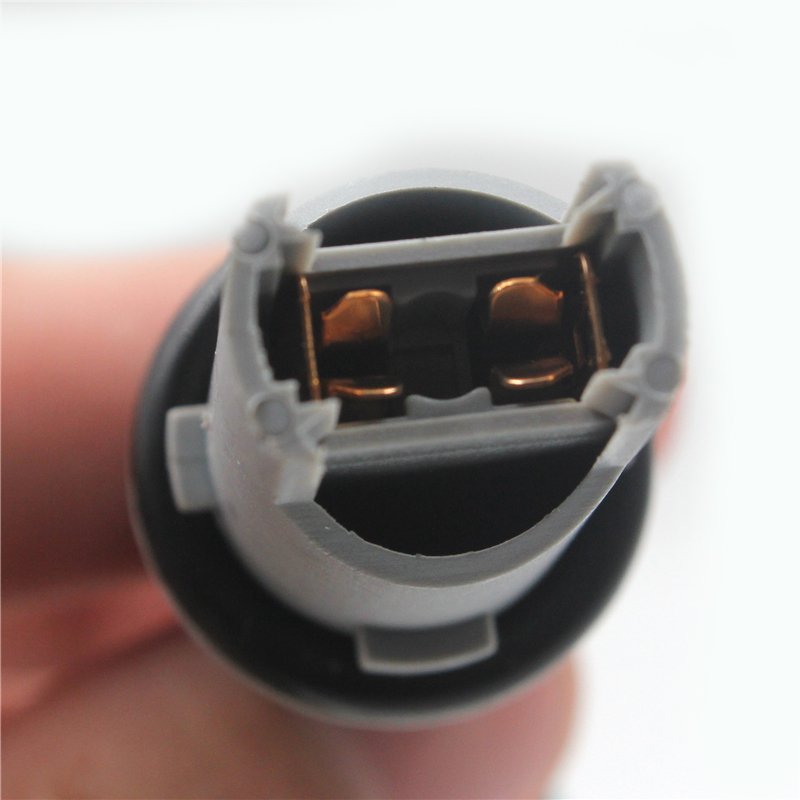 Hot Sell Car LED Light Bulb Socket T10 W5W Instrument Lamp Holder Connector Auto 194 168 Light Bulb Holder Adapter