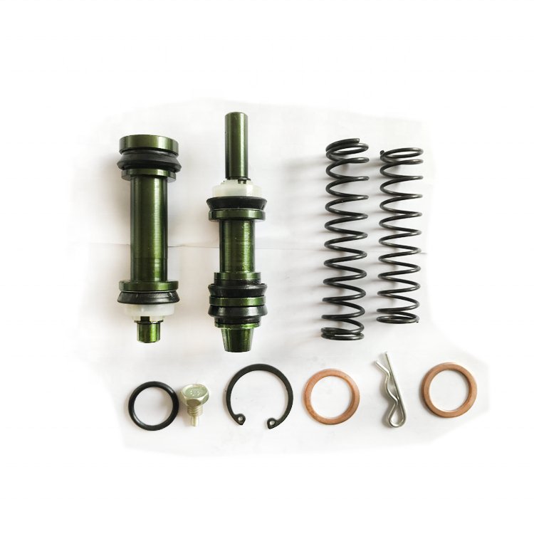 NITOYO Auto Parts 04493-60070X Brake Master Cylinder Rubber Cups Kit Used for Land Cruiser