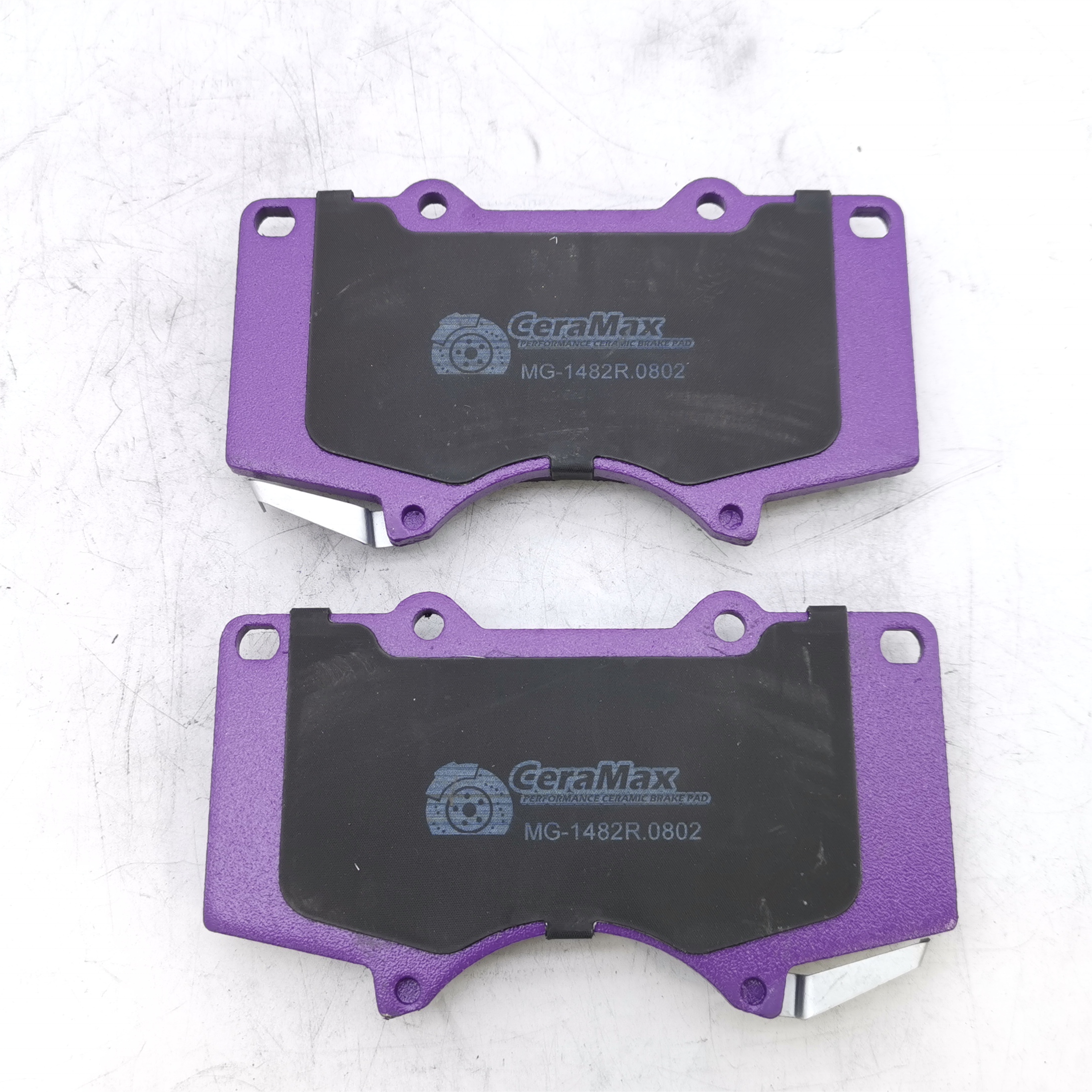 Car spare parts good quality car Brake pads wholesale auto brake pads Ceramic brake pad/semi-metallic brake pads