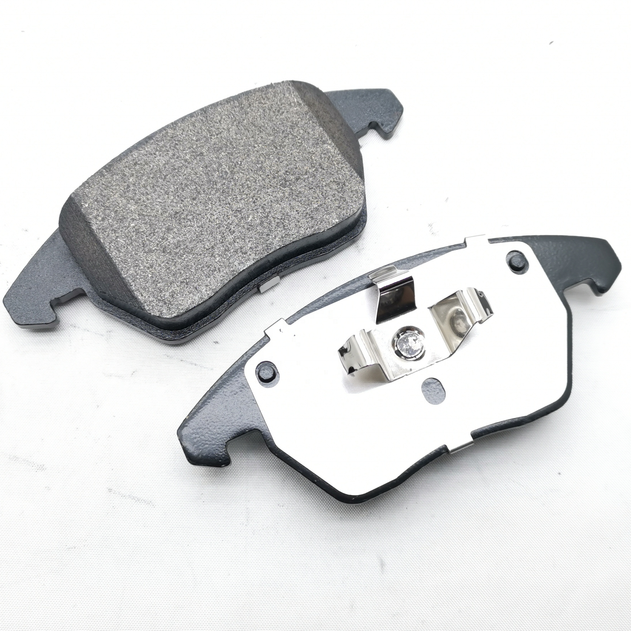 Car spare parts good quality car Brake pads wholesale auto brake pads Ceramic brake pad/semi-metallic brake pads