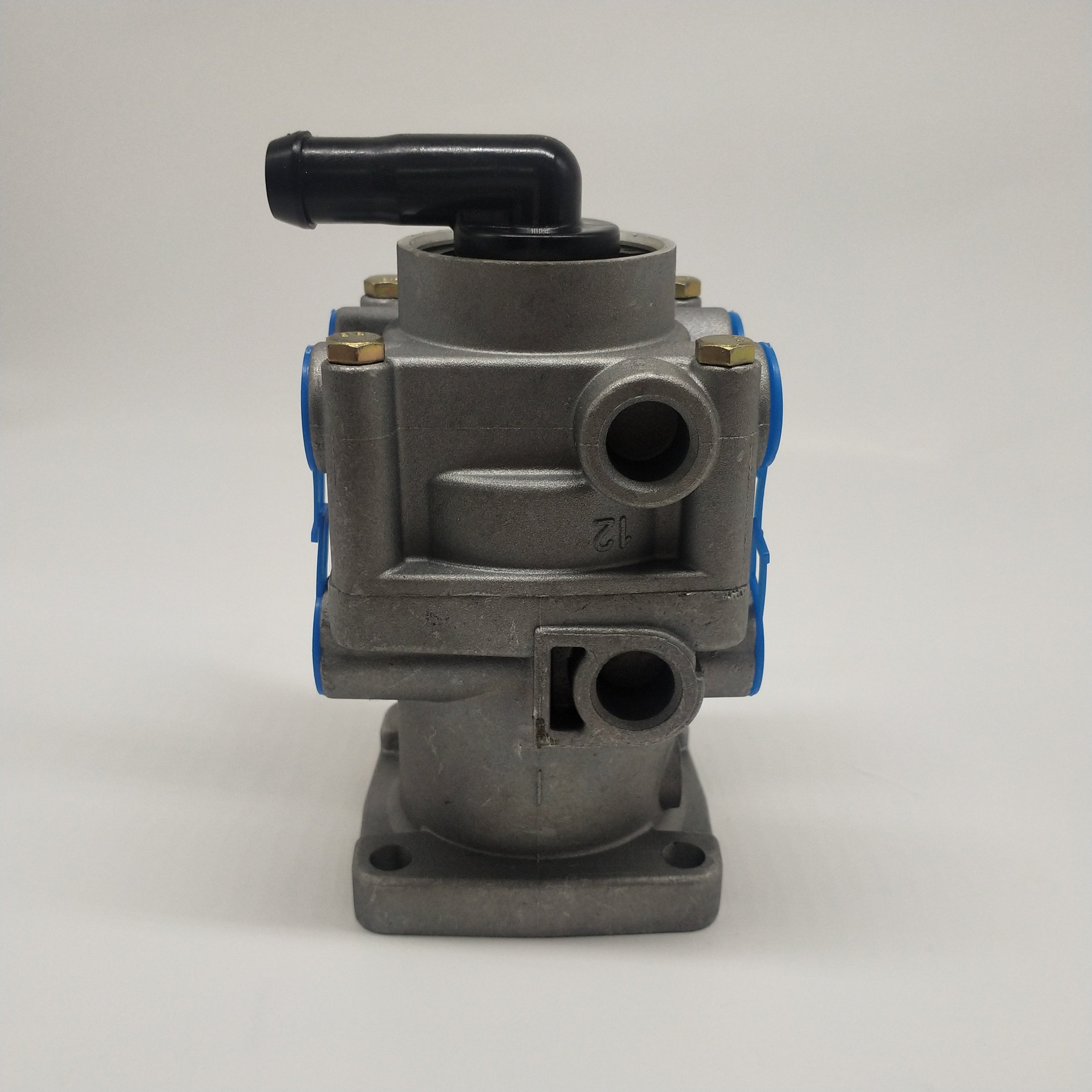 Foot Brake Valve Latest Technology for Truck Air Brake Valve 4613150080