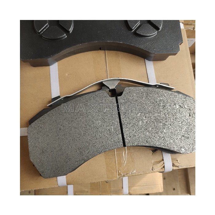 MAXTRUCK High Quality Truck Parts 0064201420 0004217210 0064205220 WVA29246 Brake Pads for Mercedes-Benz Actros 4
