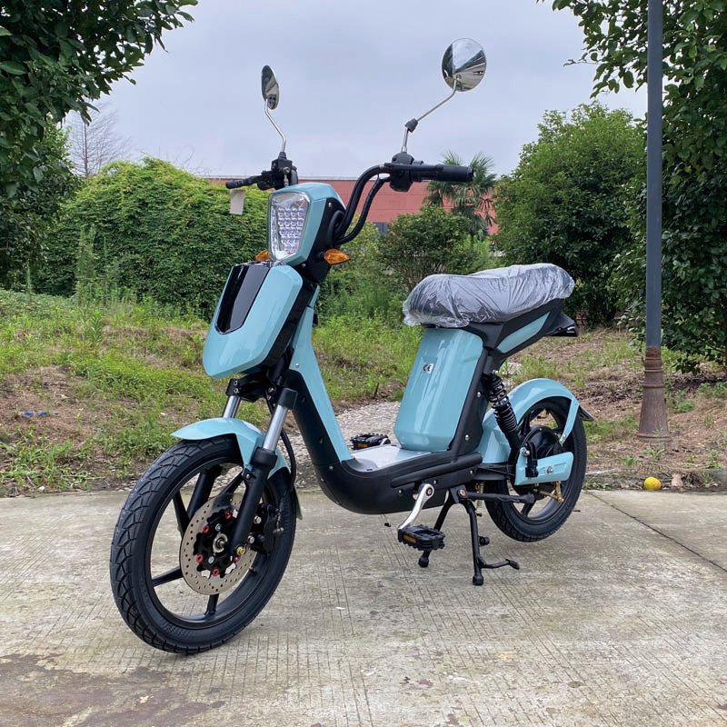 China Cheap Electric Moped Scooter with Pedals