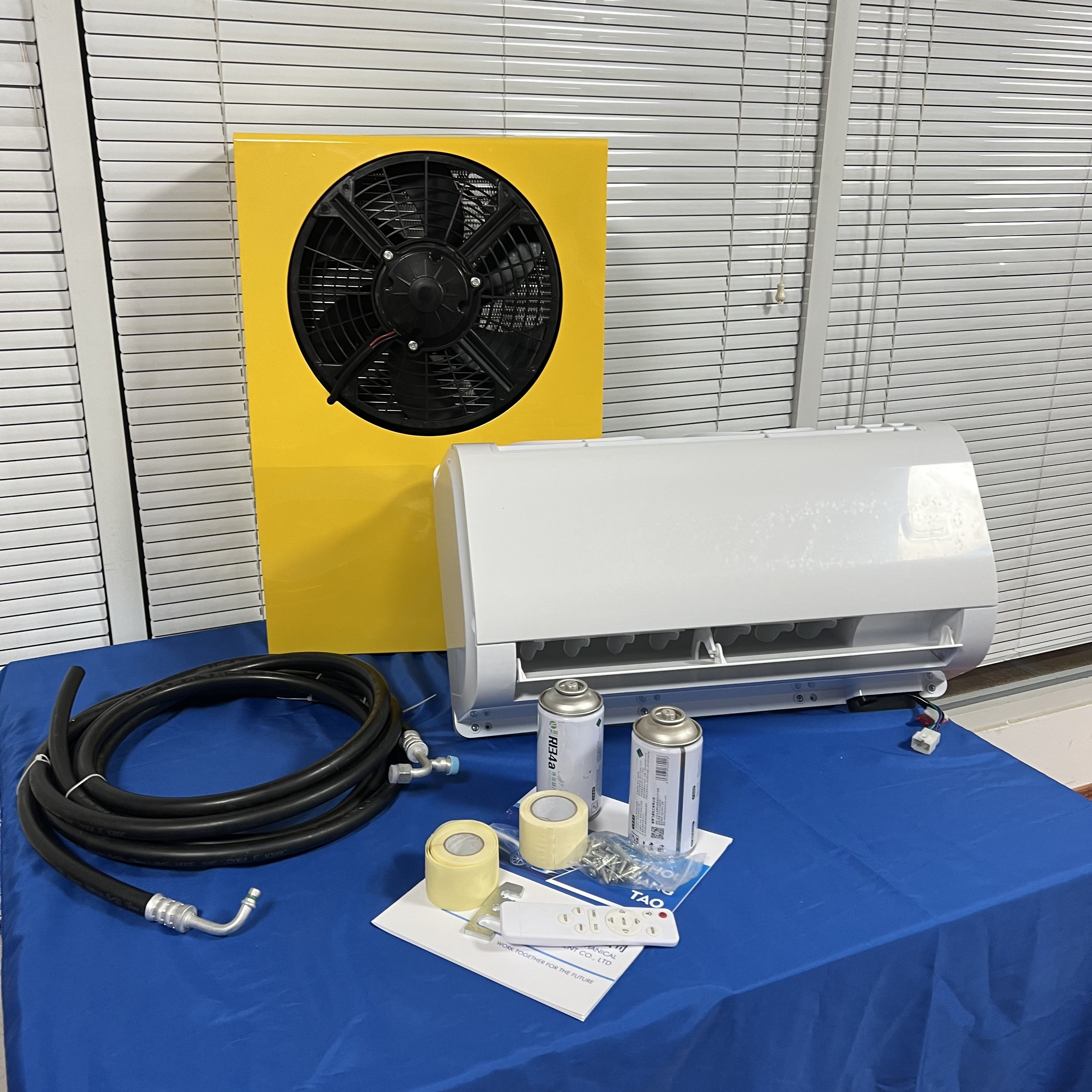 High Quality Iron Truck Parking Conditioner Parking Cooler 12/24V Overhead Split Car Auto Parking air Conditioner