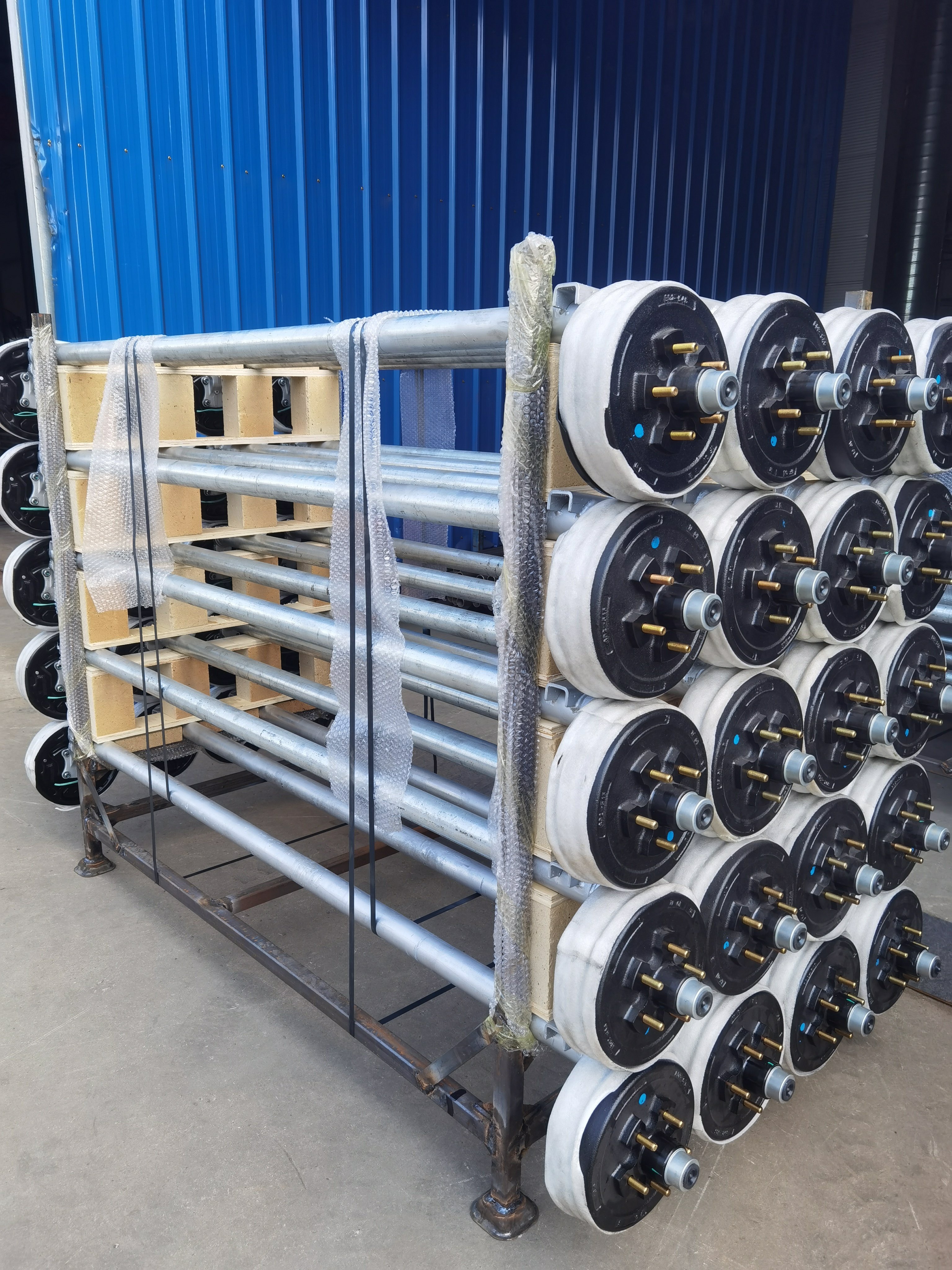 Hot Sale 3500lbs Trailer Axle Drop Axle with Brake Drum with Suspension Kits
