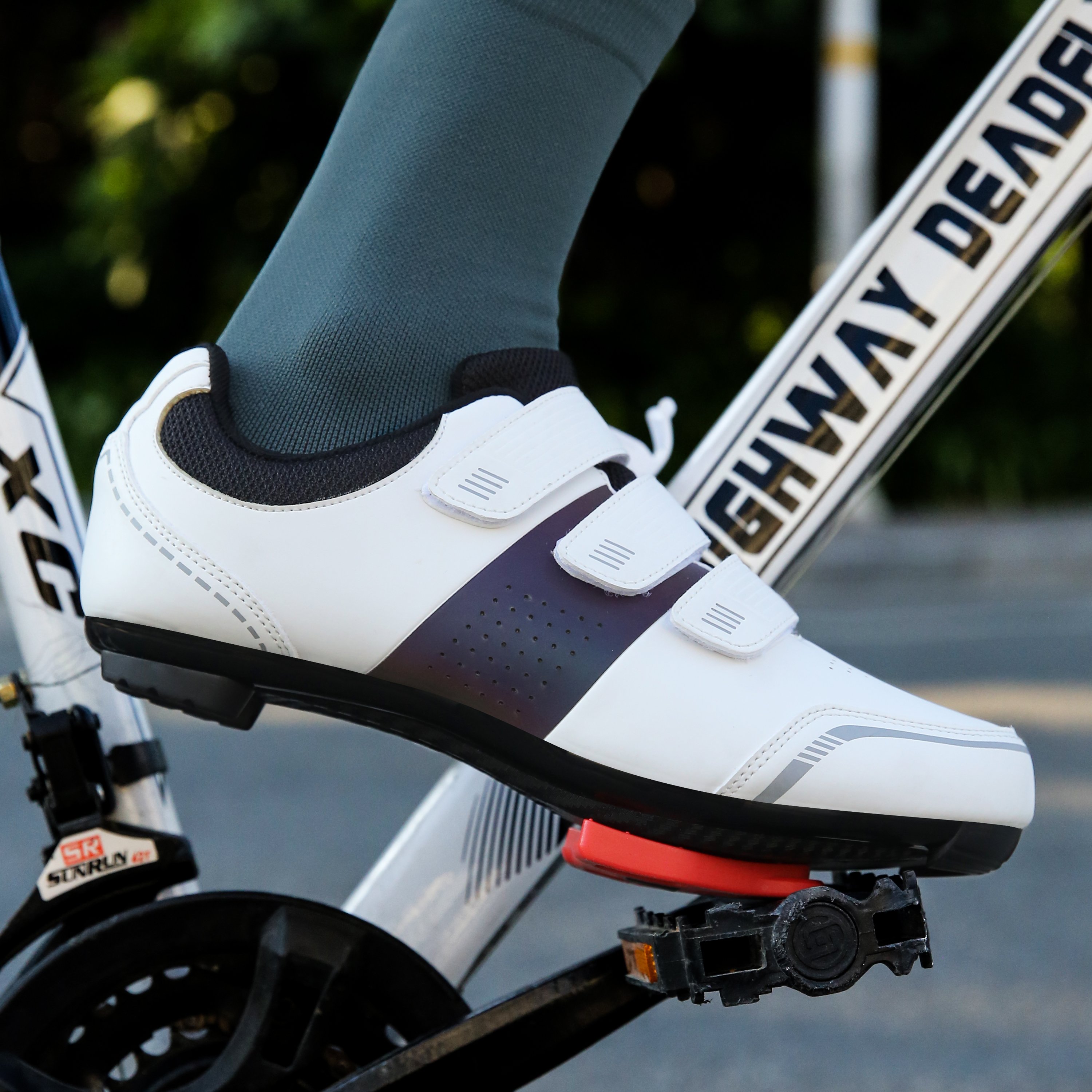 Cycling MTB Shoes Factory Men Road Bike Speed Flat Sneaker Adjustable Laces Racing Women Bicycle Mountain Biking Footwear Shoes