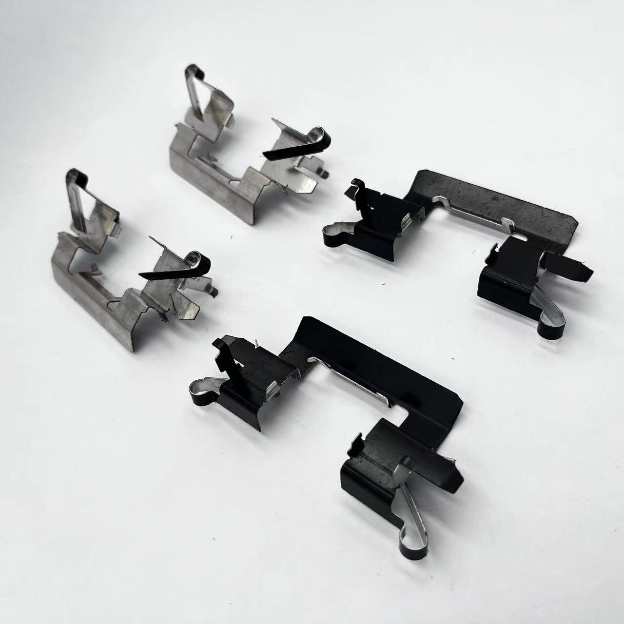 D1650 Car Front Brake Pad Clips Break Pad Repair Kit for Nissan D1060-3TS0A