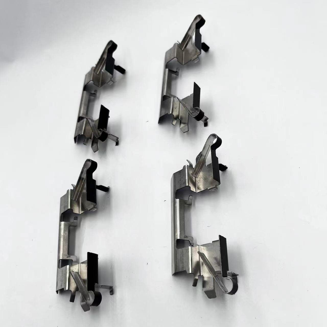 D1650 Car Front Brake Pad Clips Break Pad Repair Kit for Nissan D1060-3TS0A